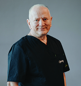prof.dr.sc. Nikica Gabrić, specijalist oftalmolog, subspecijalist prednjeg segmenta oka